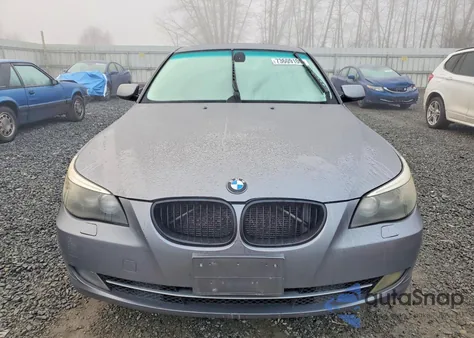 2009 BMW 528 Xi z USA, uszkodzony, nr VIN WBANV13529C154688